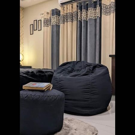 Ambiance Boutique Suites Lahore Exterior photo