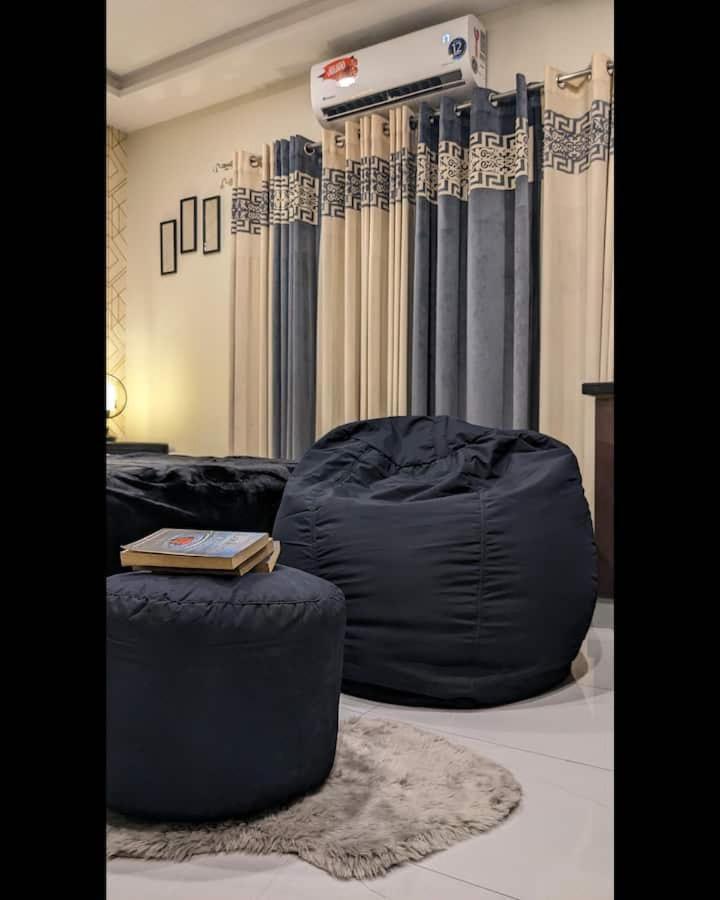 Ambiance Boutique Suites Lahore Exterior photo